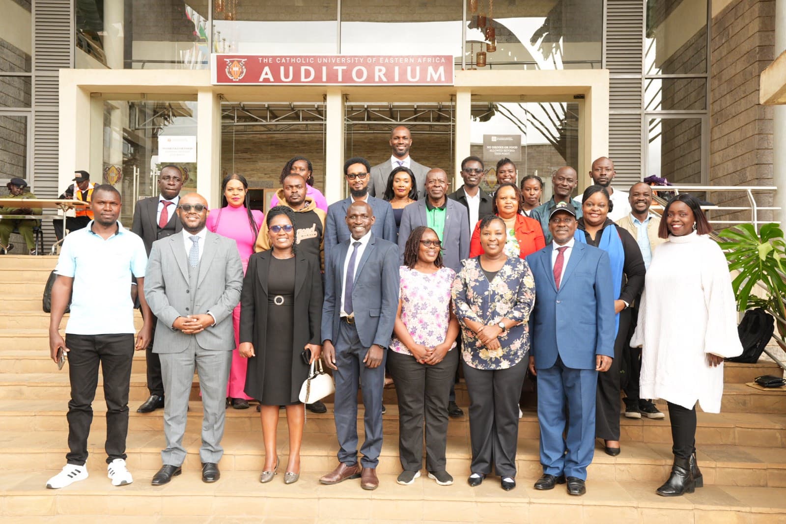 IHA delegation members and Kenyan institutional partners gathered in Nairobi